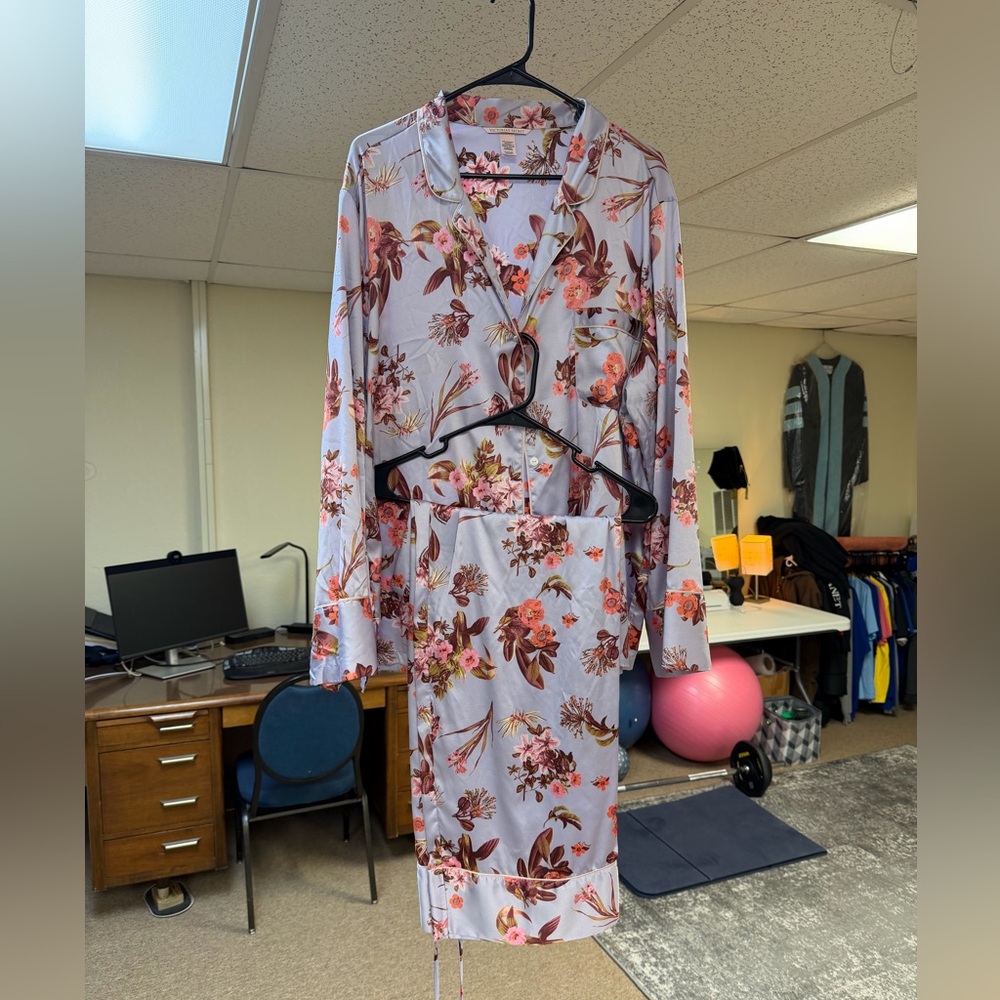 Victoria's Secret Floral Print Pajama Set